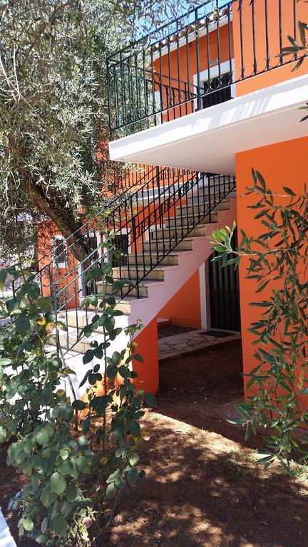 Sofia Apartments Mpoukaris Ngoại thất bức ảnh